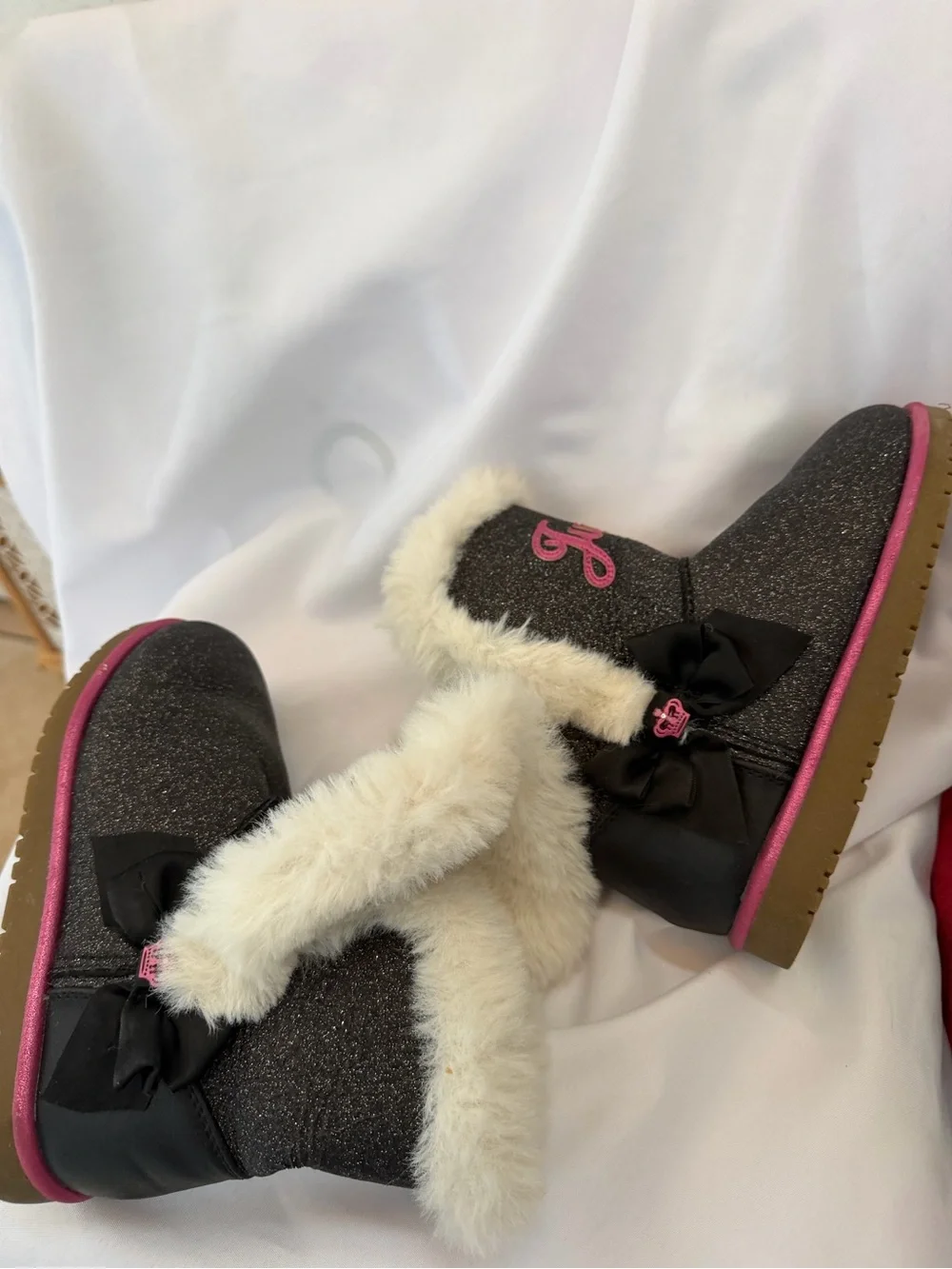 Juicy Couture Black Glitter Kids' Boots with Pink Trim and White Faux-Fur
